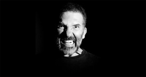 8 moduri de a-i răspunde ingenios celui care te jignește, iar apoi te întreabă „Te-ai supărat?”